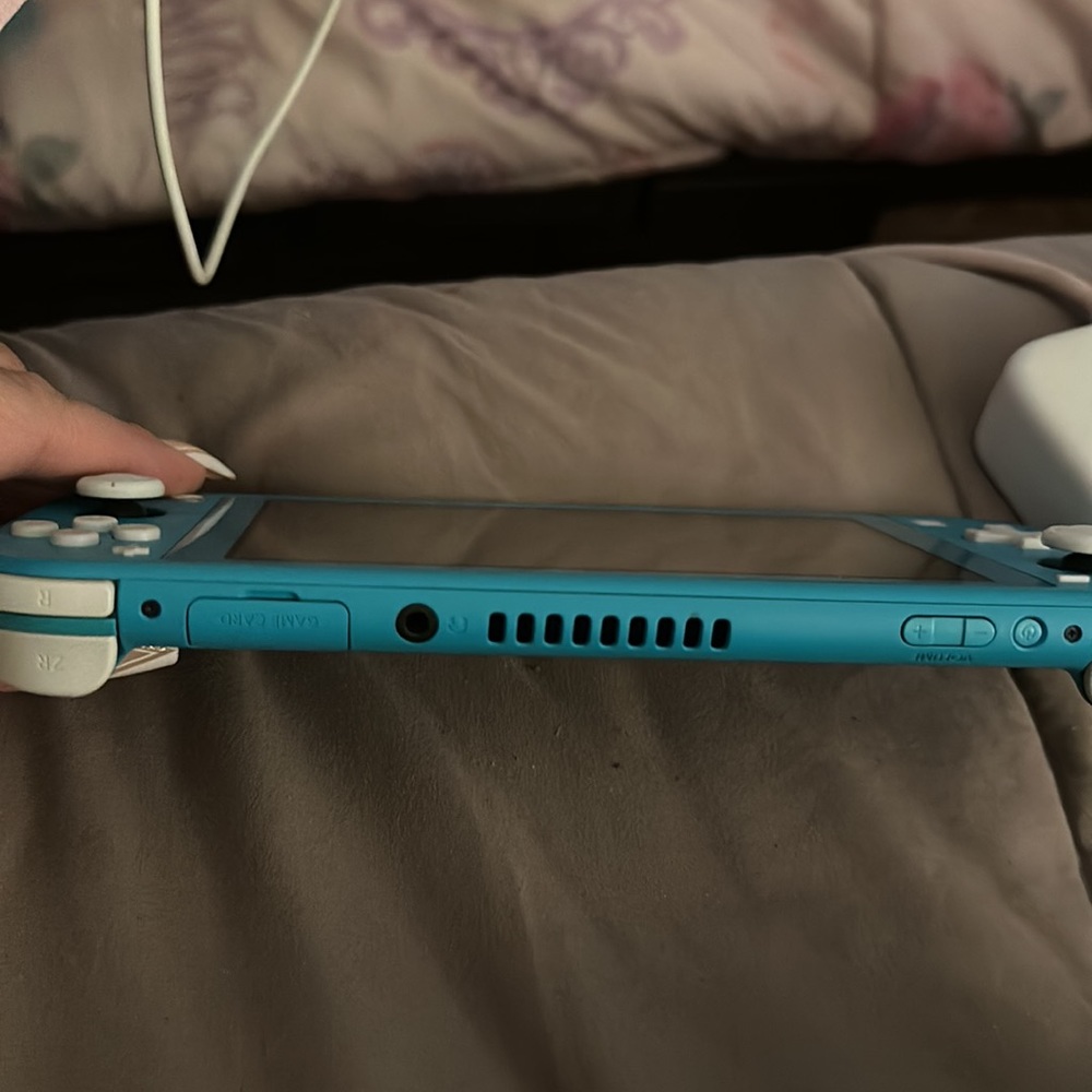 Nintendo Switch lite - Picture 4 of 4